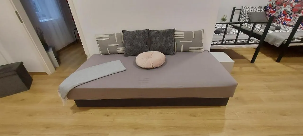 London Fog Apartment In The Party District Budapest
